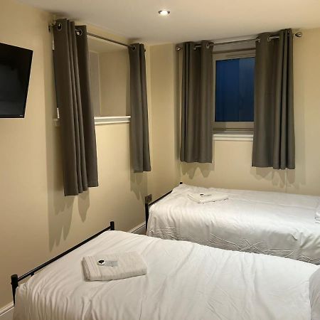 Twin Room With En-Suite Эдинбург Экстерьер фото