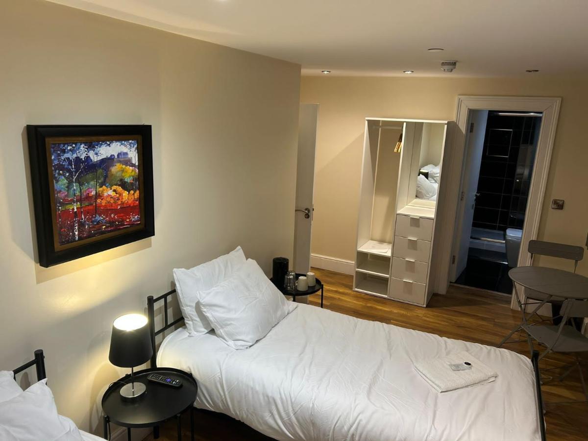 Twin Room With En-Suite Эдинбург Экстерьер фото